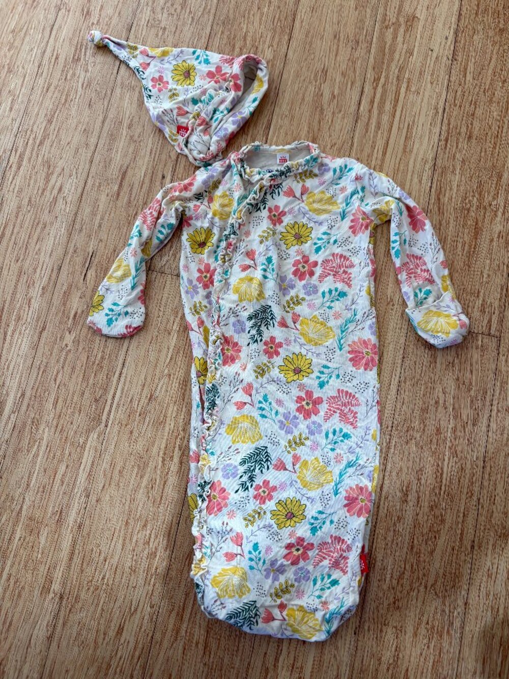 Magnetic Me Baby Modal Sleep Sack newborn- 3 months ruffle pink Floral with hat